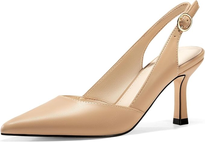 Closed toe pumps