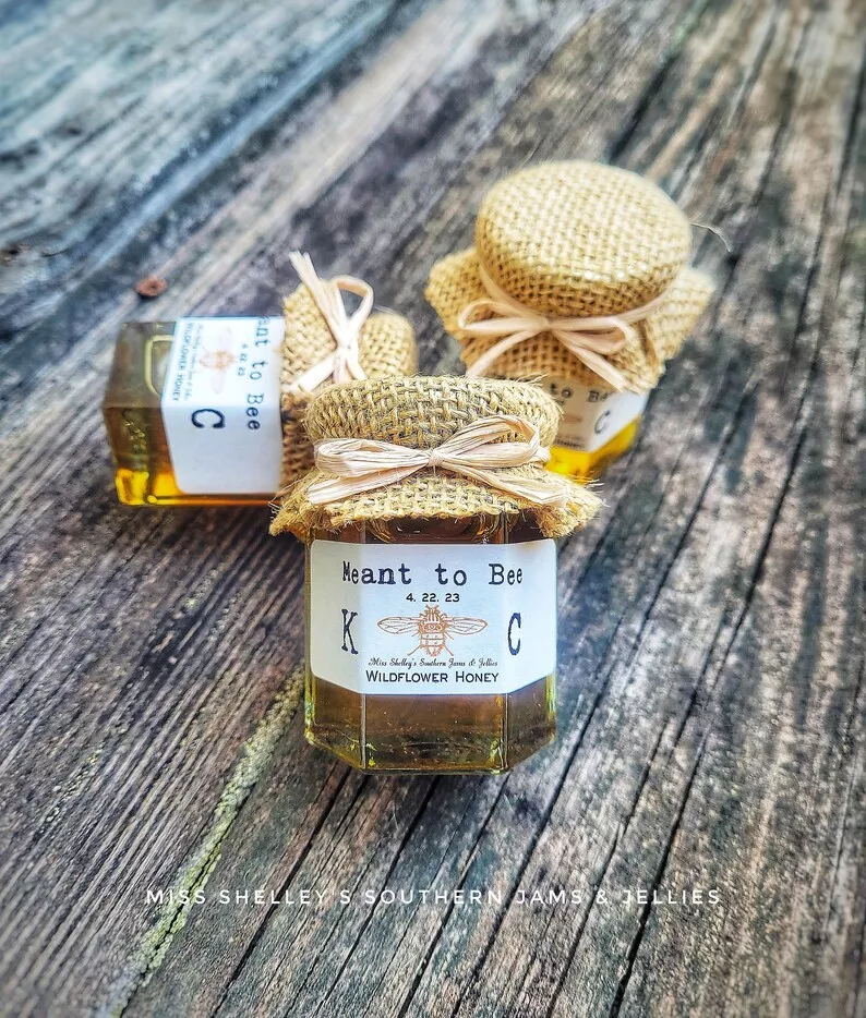 mini honey jars wedding favors for guests in bulk, rustic wedding gift idea