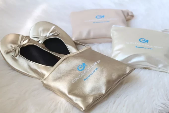 Comfortable travel flats