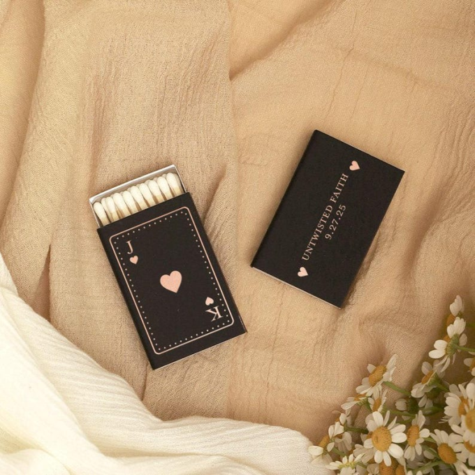 Matchbox favors with playing card theme