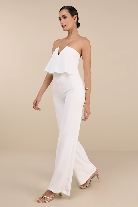 Strapless bride jumpsuit in white