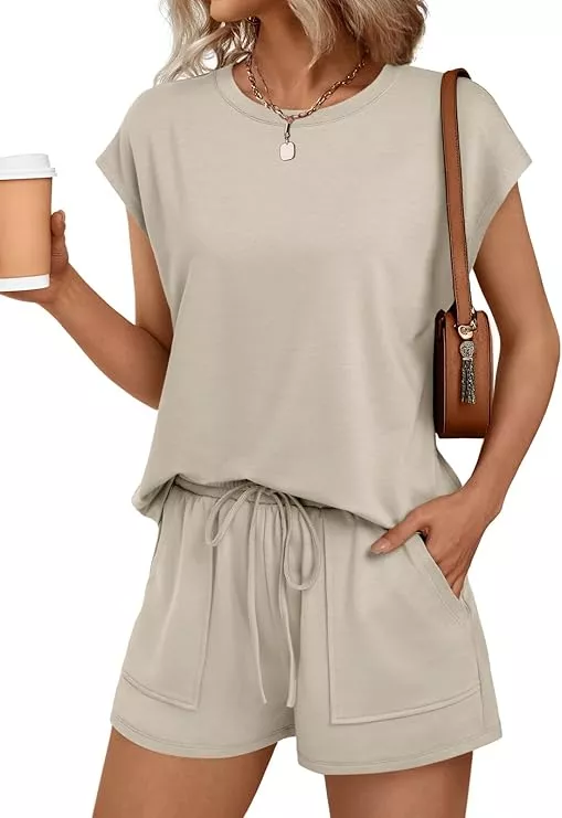 bridesmaid matching flowy lounge wear set with tee shirt and shorts