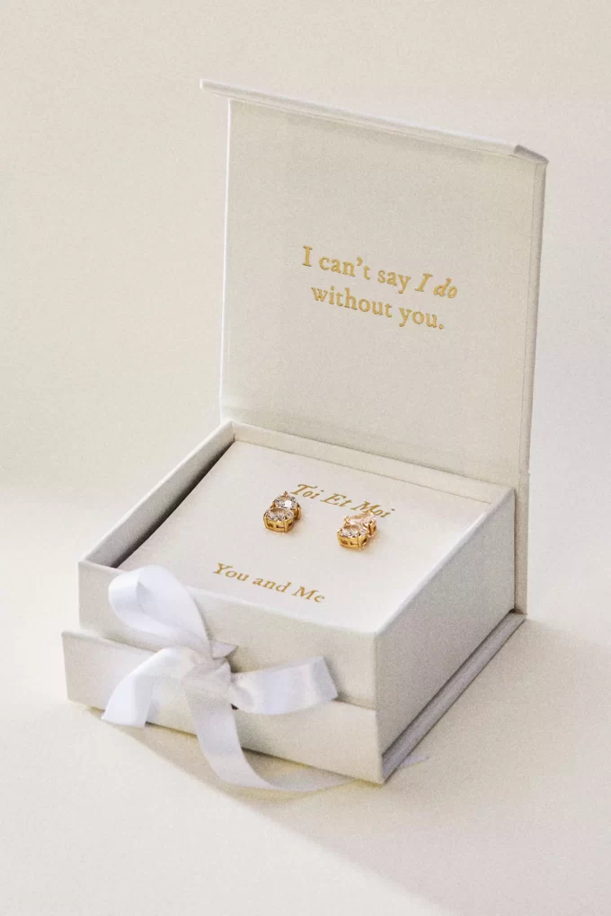 bridesmaid proposal gift earrings with keepsake box