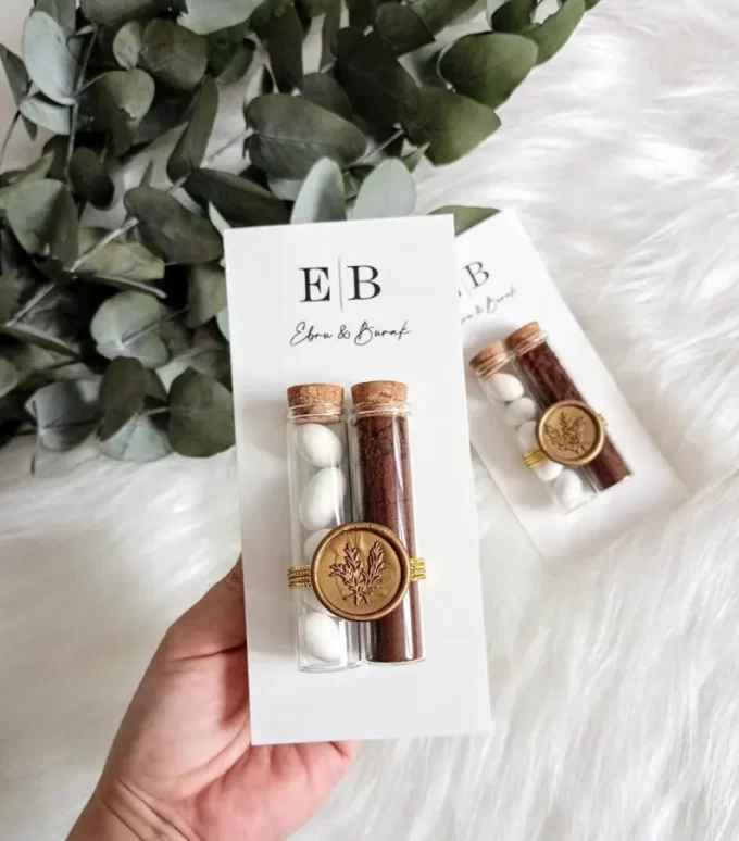 Hot chocolate wedding favors