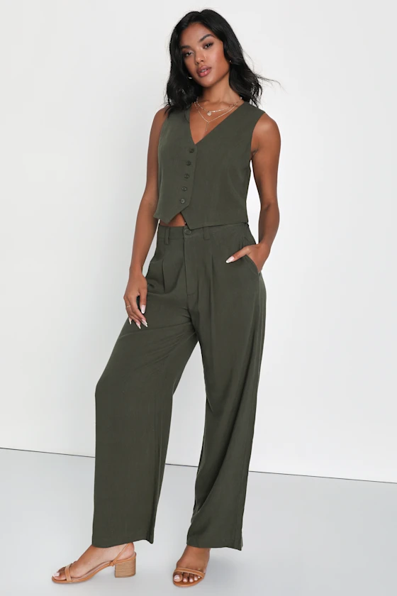 Vest and pantsuit for bridesmaids that dont wear dresses