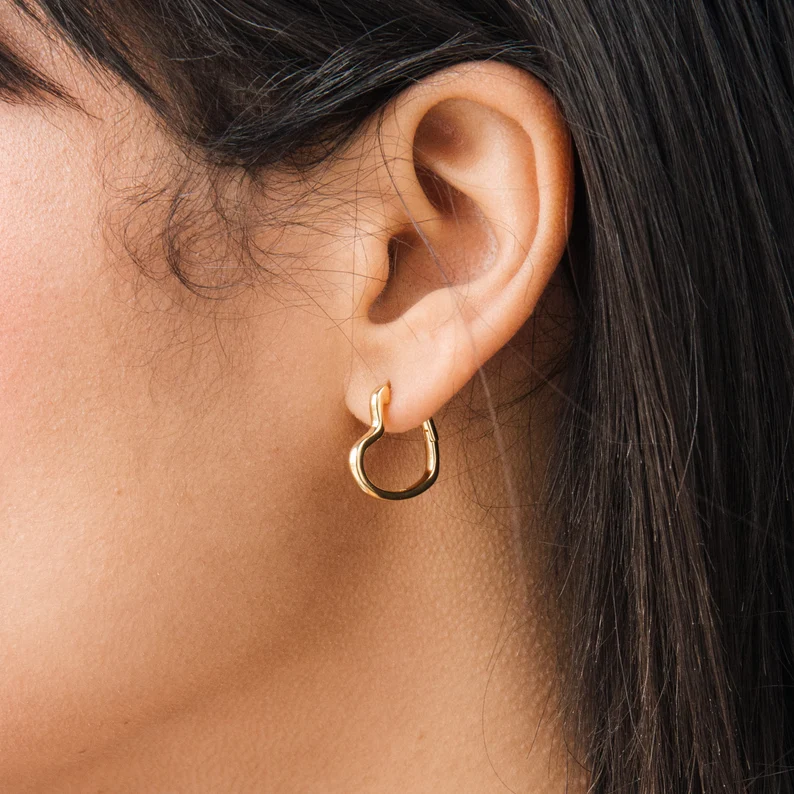GIVEAWAY: Win Heart Hoop Earrings!
