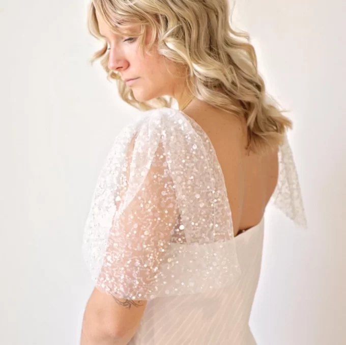 Detachable wedding sleeves with sequins