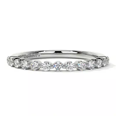 Diamond band with half-eternity style
