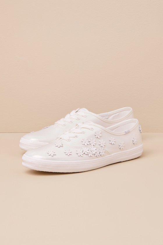 Keds bridal sneakers with 3d flower appliques