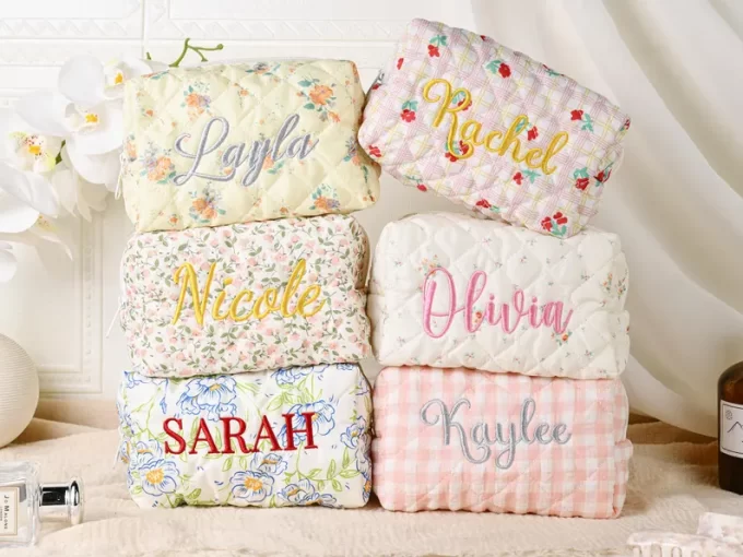 Personalized embroidered makeup bag for bridesmaids, stylish and practical