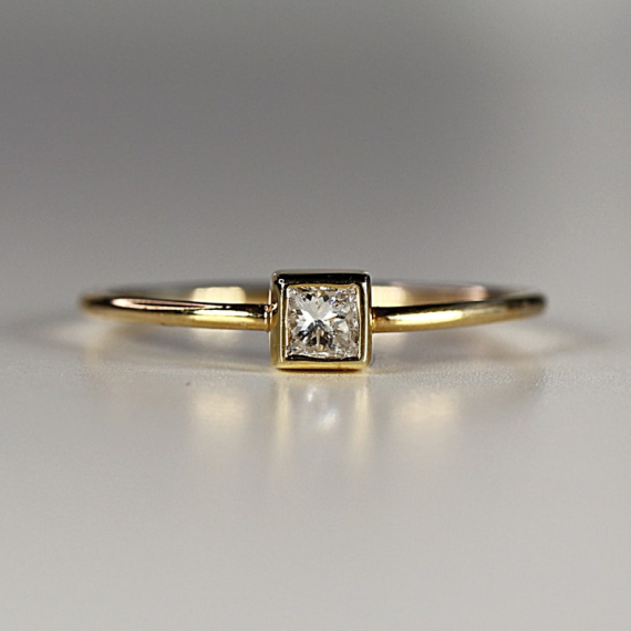 dainty engagement ring under 1000 dollars