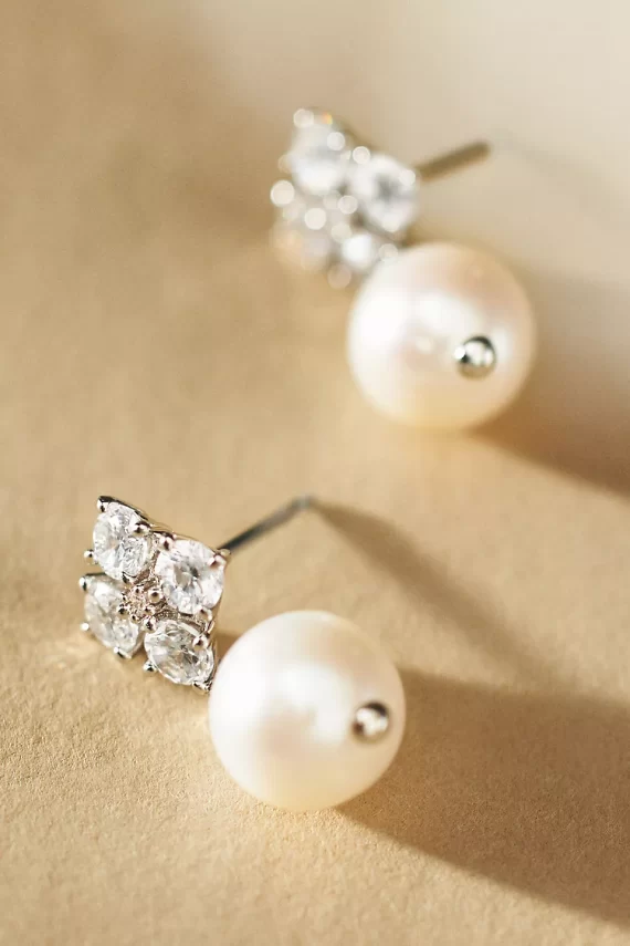 Bridal stud pearl earrings with sparkly accents