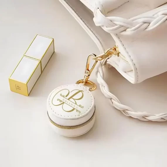 Travel ring holder case for storing engagement and wedding rings safely