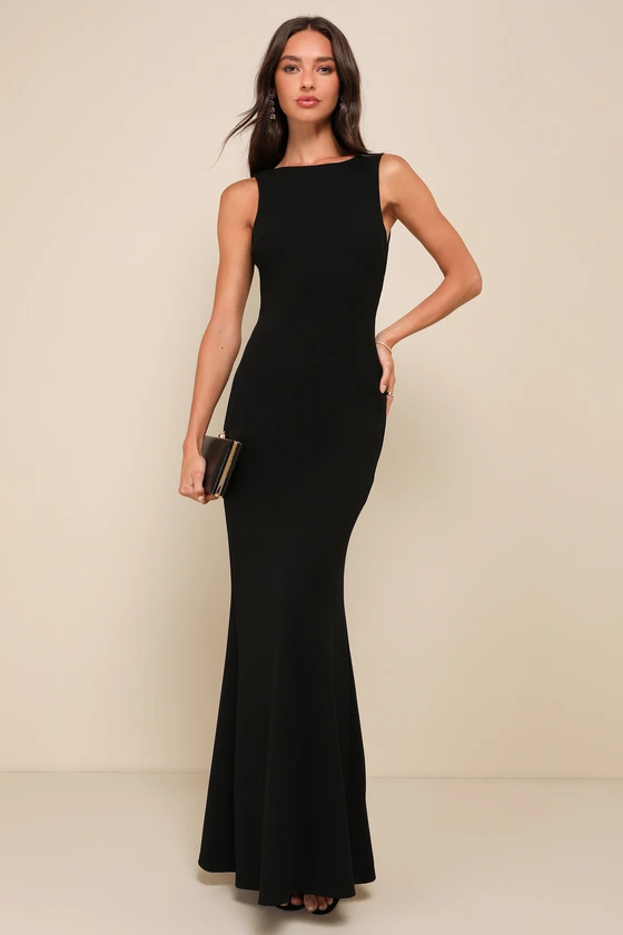 Mermaid style dress in black