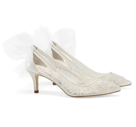 Lace closed toe bridal shoes with removable bow