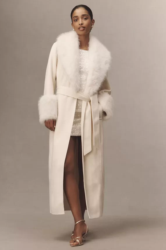 Long length coat with faux fur collar