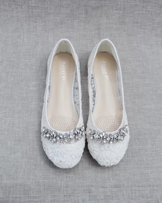 Lace bridal shoes to wear with wedding dress that add a little sparkle