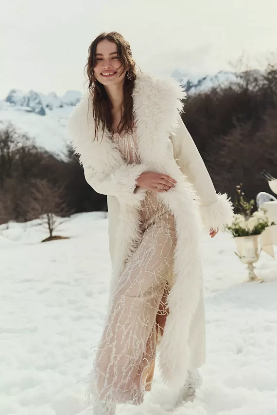 Faux fur coat for the bride winter wedding