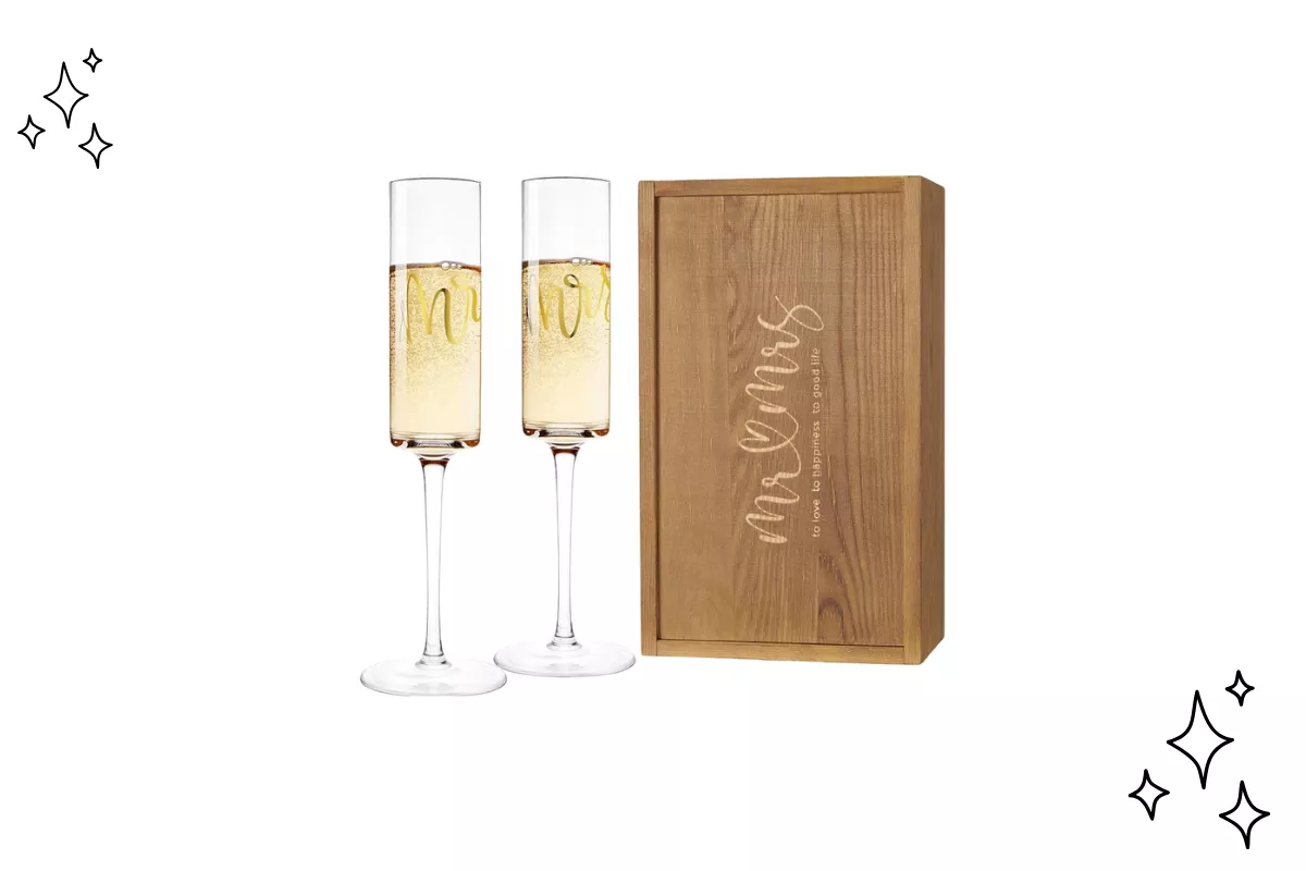 champagne glasses set for wedding registry idea