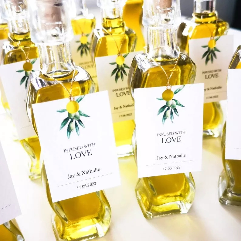 Mini olive oil wedding favors that won’t be thrown away