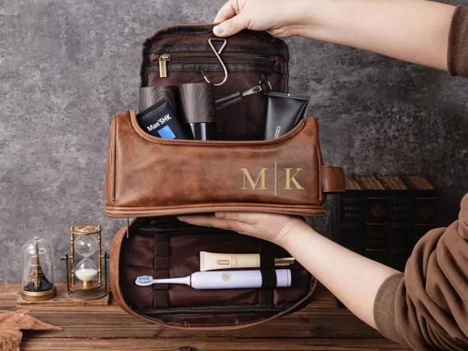 personalized hanging dopp kit groomsmen gift that doesn’t look cheesy