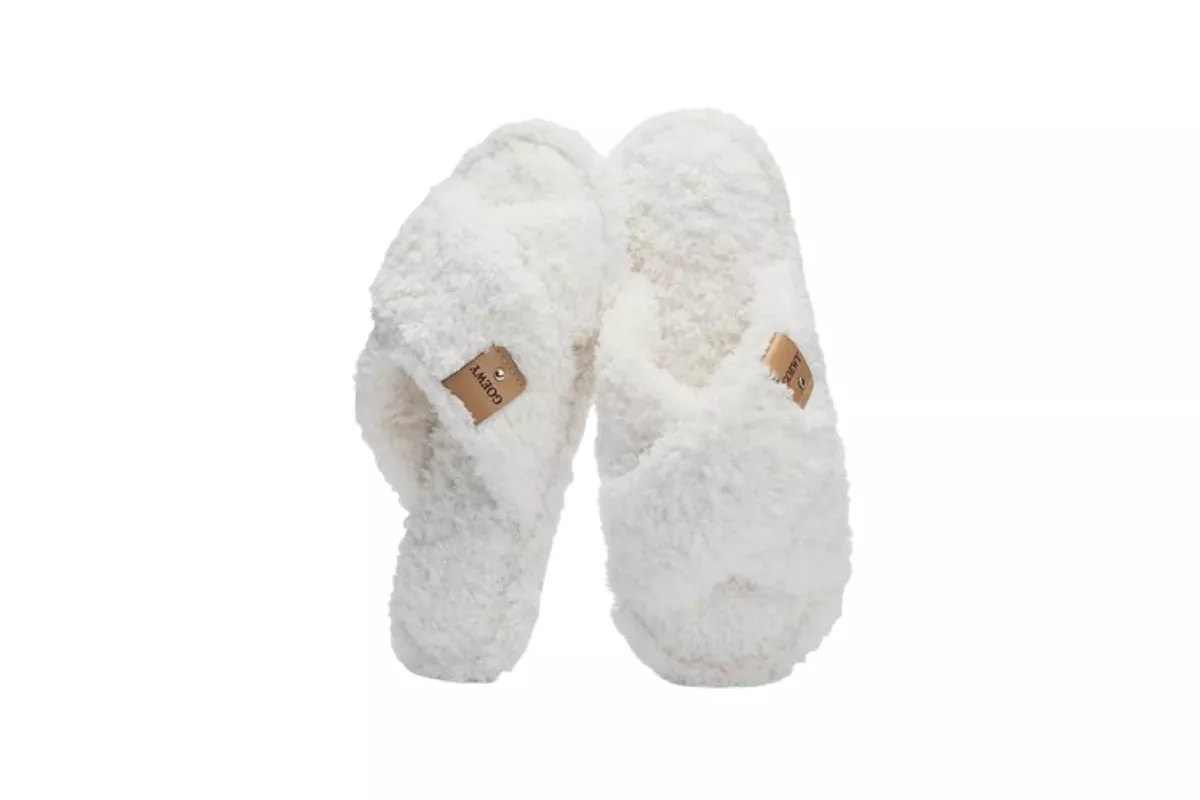 cozy open toe fluffy bridesmaid slippers that make affordable gifts