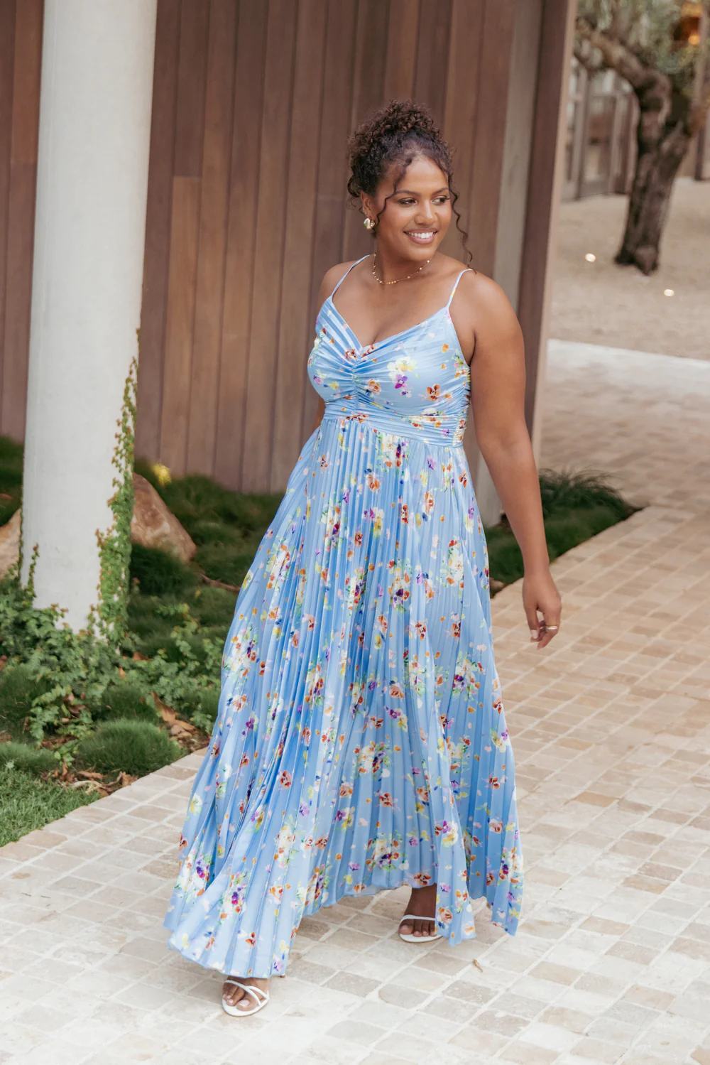 floor-length baby blue floral print pleated bridesmaid dress