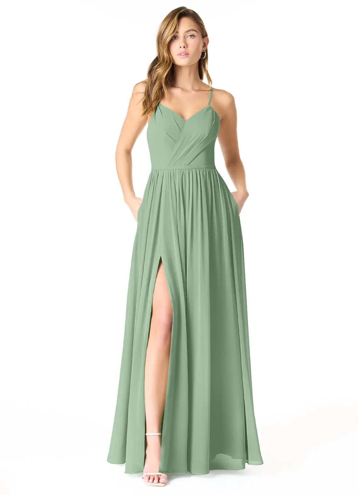 bridesmaid wearing sage green a-line chiffon bridesmaid dress for hot temperatures