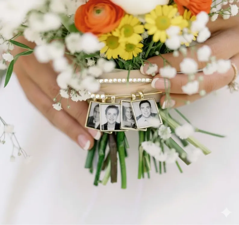 bouquet charm photo pin