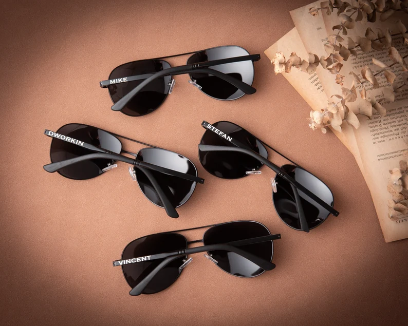 black aviator groomsmen sunglasses for outdoor weddings