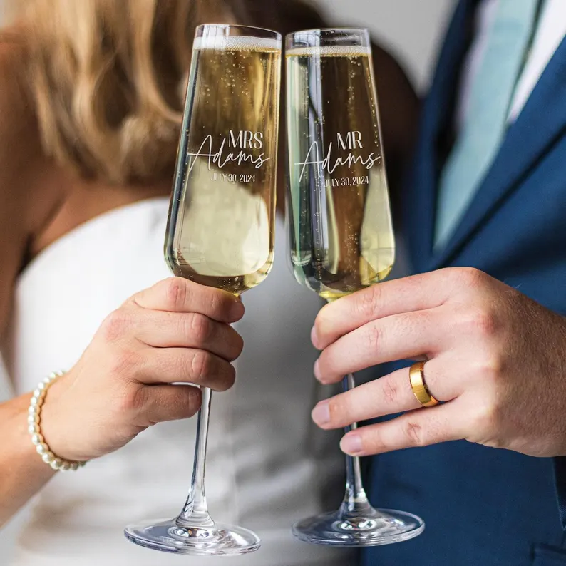 personalized toasting flutes for wedding day