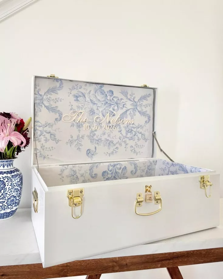 personalized wedding keepsake trunk