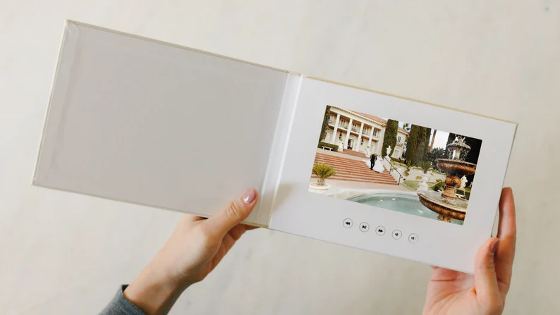 video guest book idea