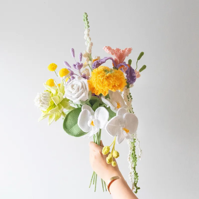 crochet bridal bouquet with orchid style flowers