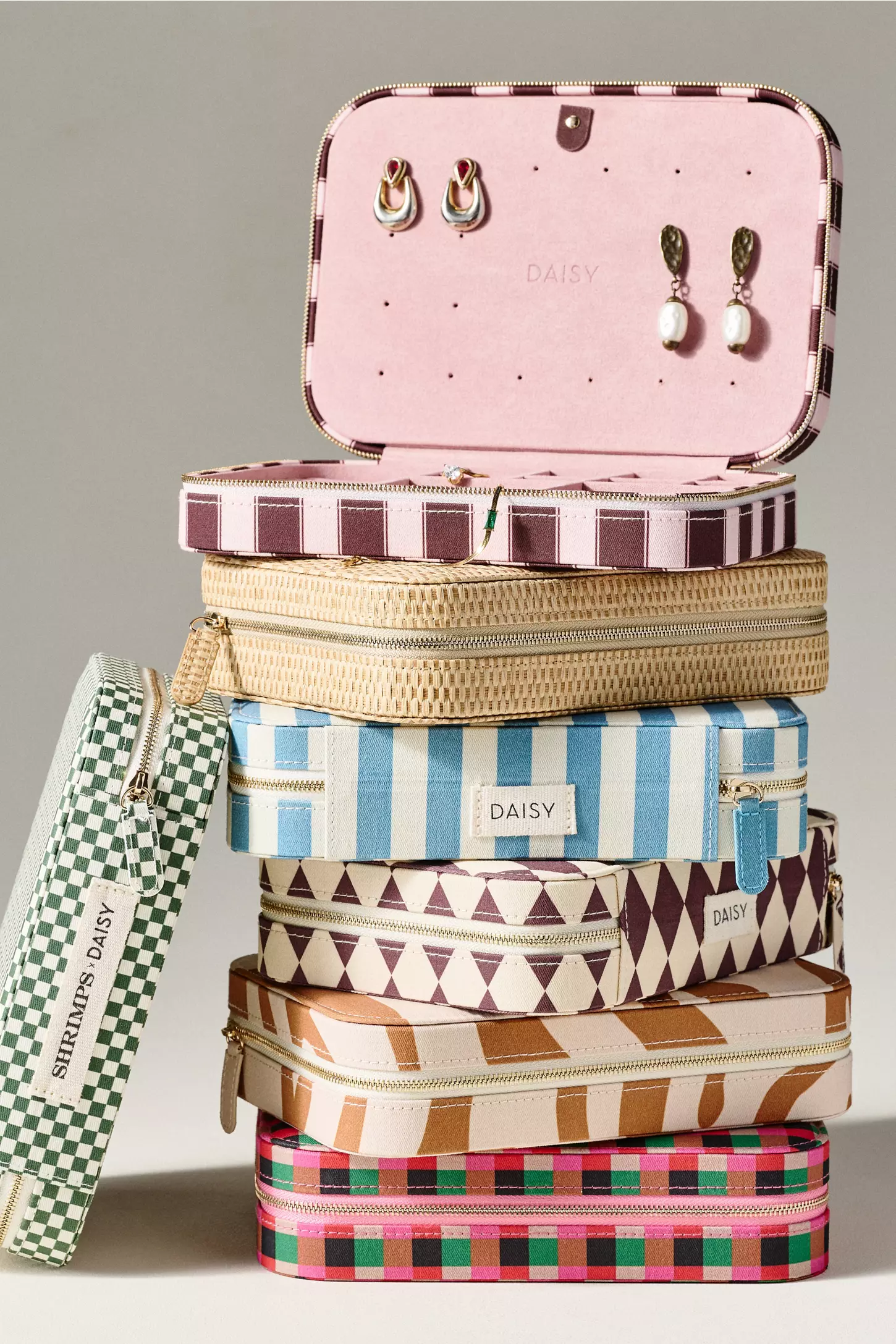 cute patterned travel jewelry case for bridesmaid gifts
