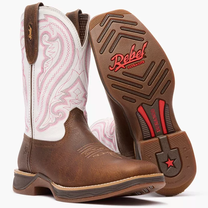brown cognac wedding cowboy boots for the bride