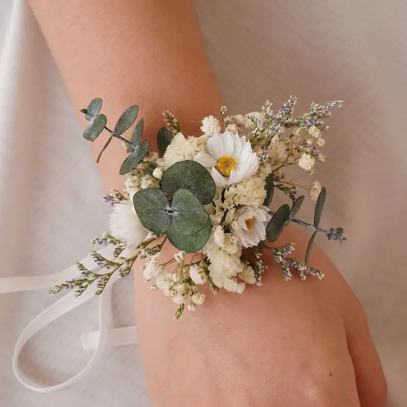 dried flower corsage