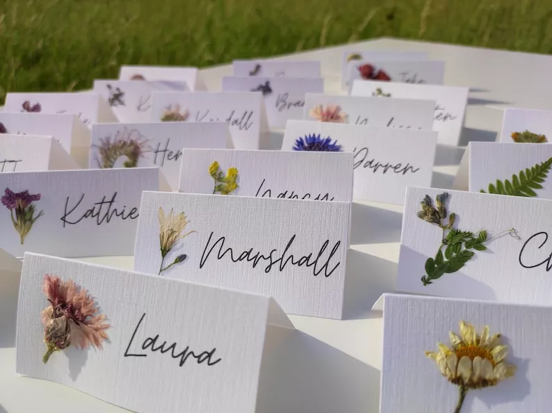dried flower place cards