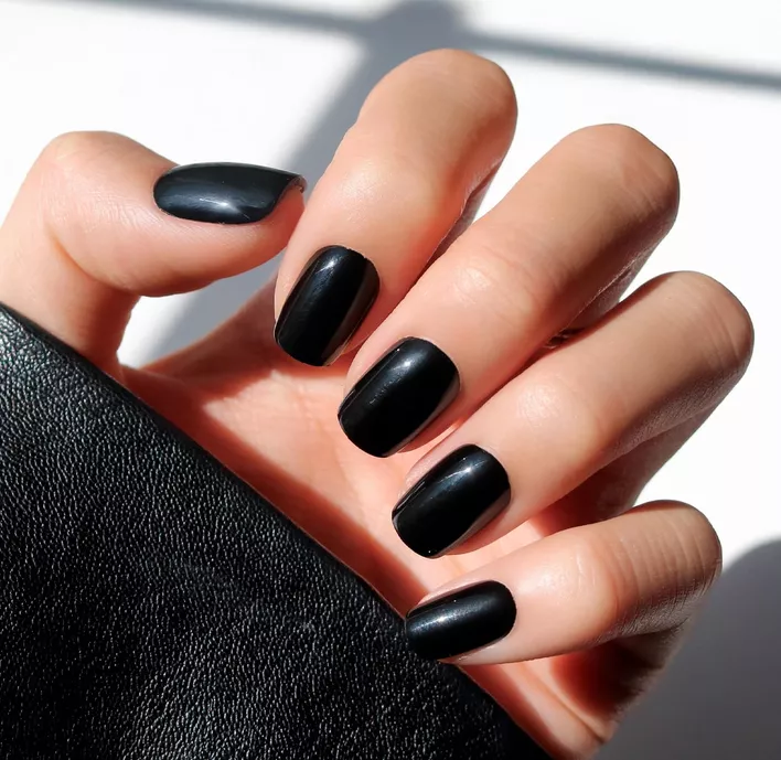 black press on wedding nails
