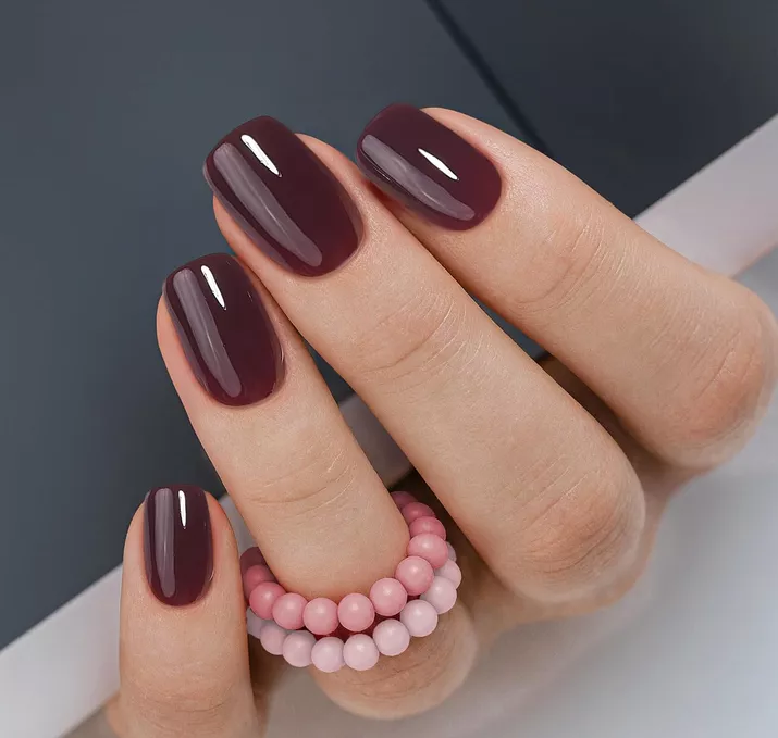 burgundy bridal nails color