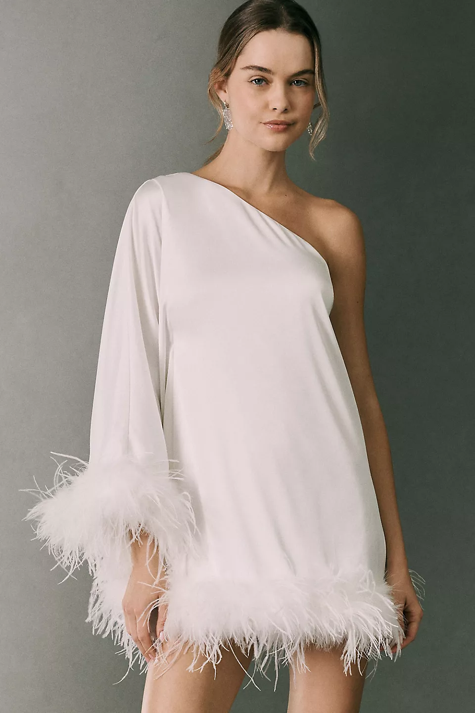 One-shoulder feather-trimmed short bridal reception dress