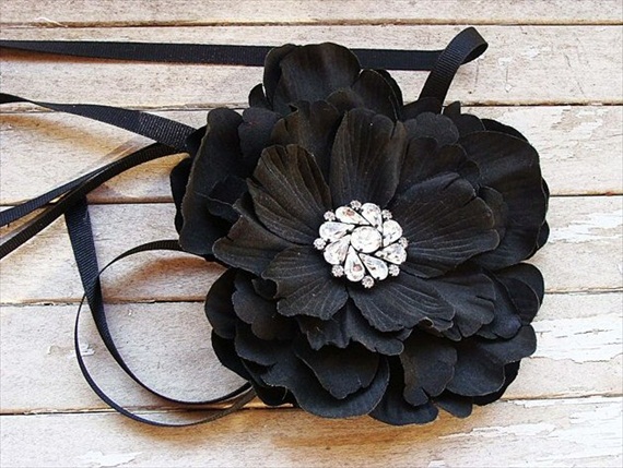 Flower Belts for Wedding Dresses (by Caroline Alexander via EmmalineBride.com) #handmade #wedding