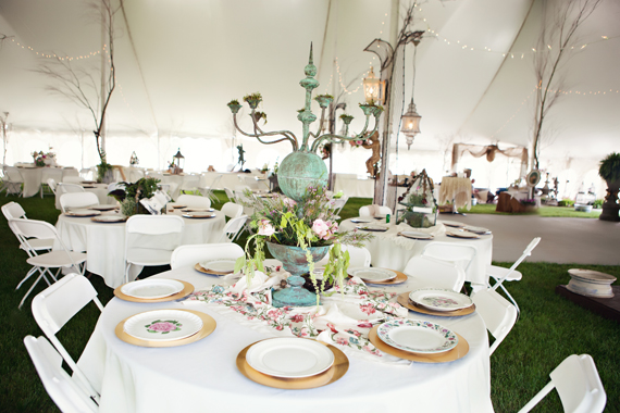 KimAnne Photography - iowa backyard wedding - wedding-tent-table-decor