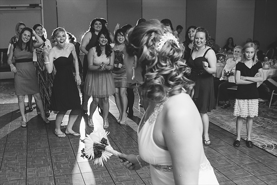 Matthew Steed Wilson Photography - bride's bouquet toss at Coyote Creek Golf Course
