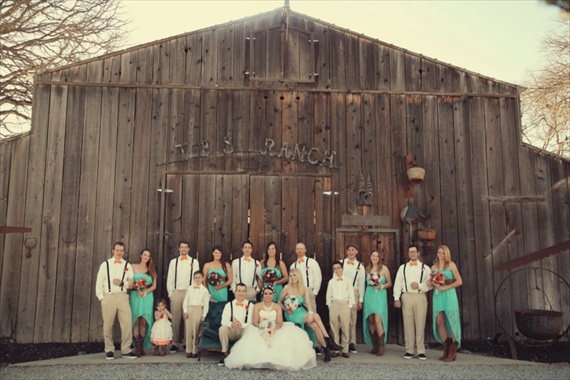 Drozian Photoworks - rustic wedding party at TBS ranch