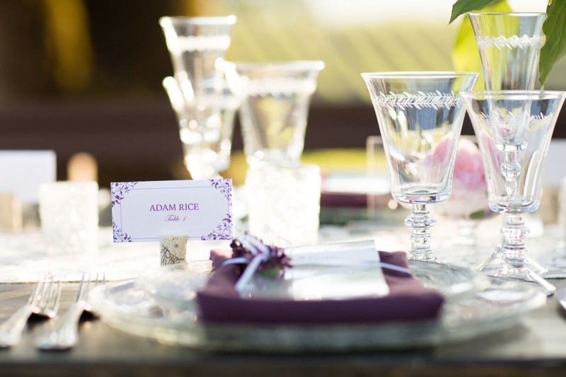 Winery Styled Wedding Shoot - Place Cards on Corks (photo: olivia smartt) https://emmalinebride.com/themes/winery-style-wedding/