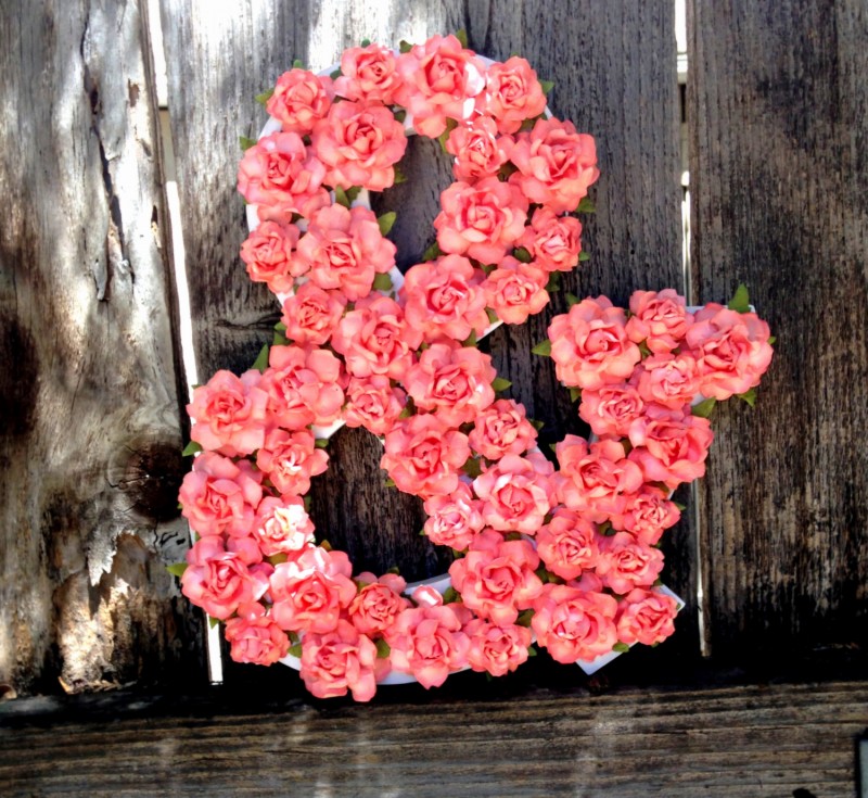ampersand made with paper flowers | Paper Flowers for DIY Projects https://emmalinebride.com/2015-giveaway/paper-flowers-for-diy-projects/