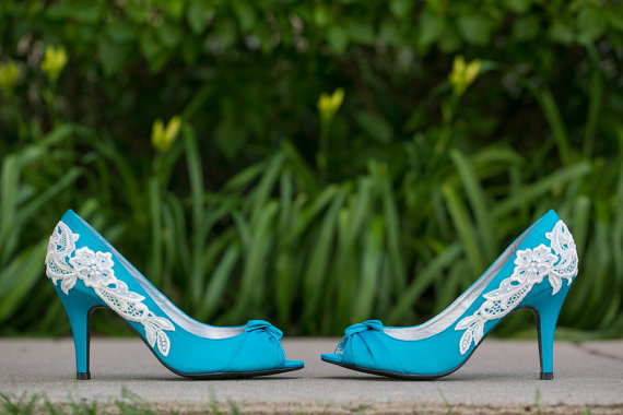 Wedding Shoe Tips - aqua heels (by Walkin On Air)