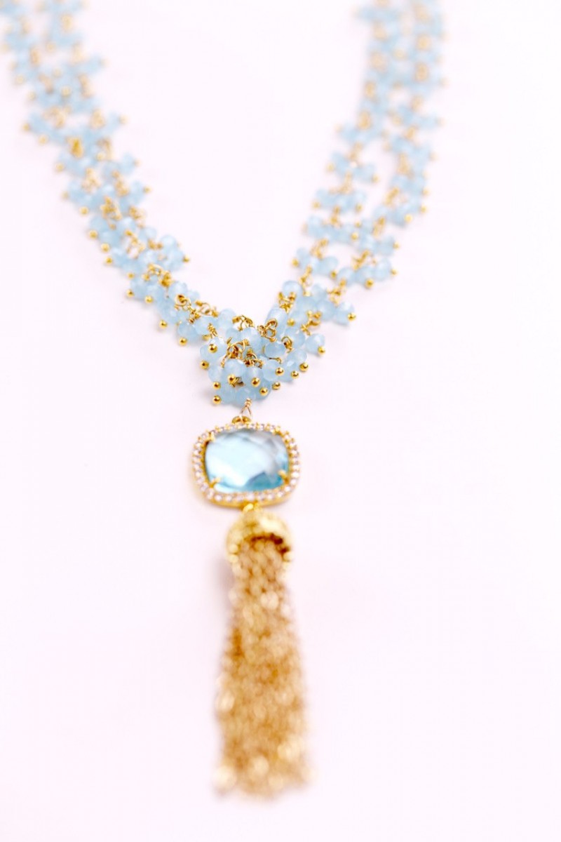 aquamarine tassel necklace | via Best Aquamarine Jewelry Finds on Etsy - https://emmalinebride.com/bride/best-aquamarine-jewelry/