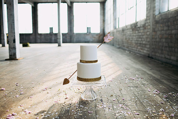 arrow-wedding-cake-topper